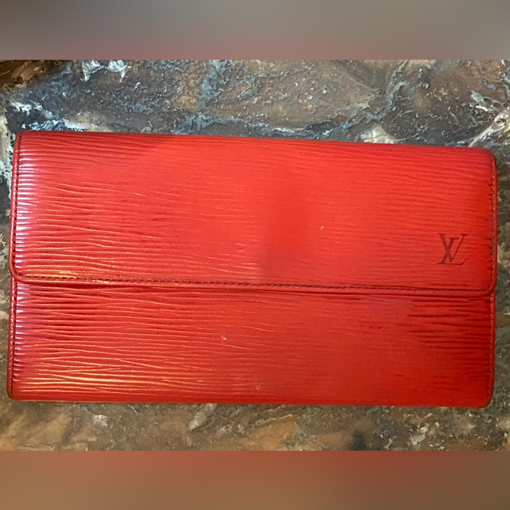 Louis Vuitton Red Women's Clutch
